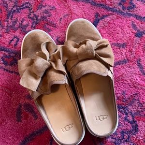 Ugg Suede Slide-ons